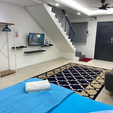 Hs Homestay Cenderawasih Kuantan Town Exteriör bild